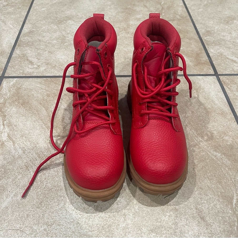 Fila Kids Red Boots - Size 2.5 (Boys)